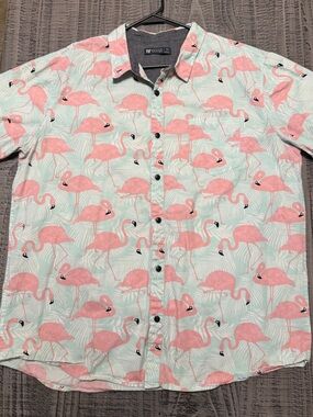 Men’s Flamingo Print Short-Sleeve Button-Down Shirt - Pink on Mint